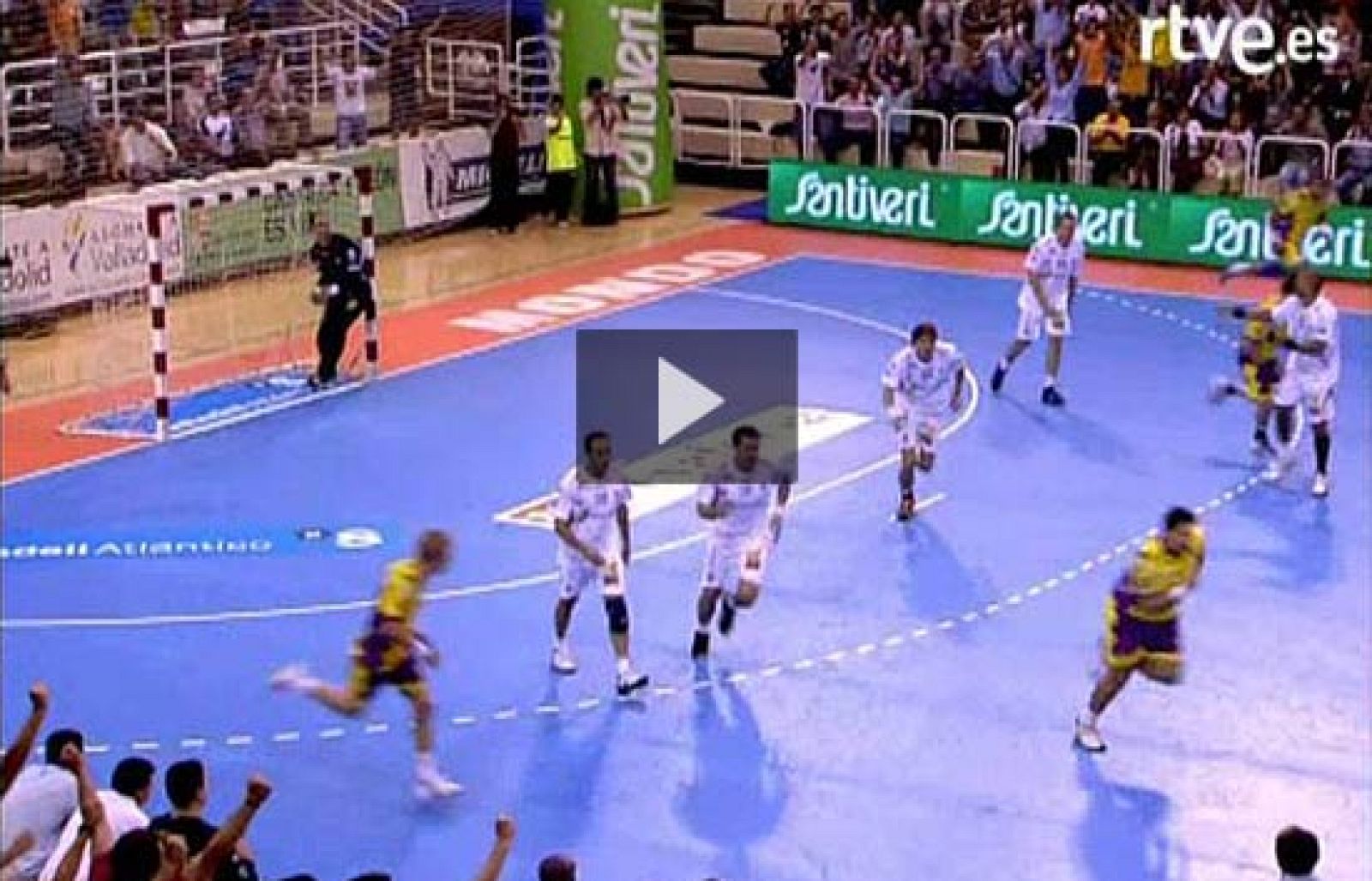 Comienza la liga Asobal de balonmano con la derrota del Ciudad Real ante el Valladolid por 30-28, con una gran partido del equipo entrenado por Juan Carlos Pastor.