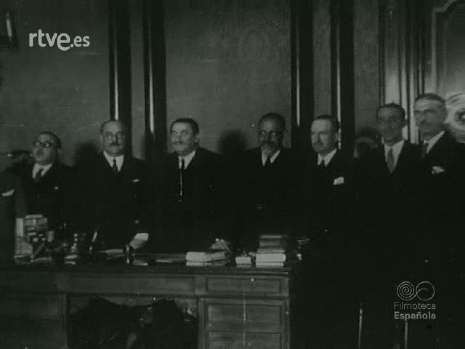GOBIERNOS DE LA MONARQUIA DE ALFONSO XIII | Ver