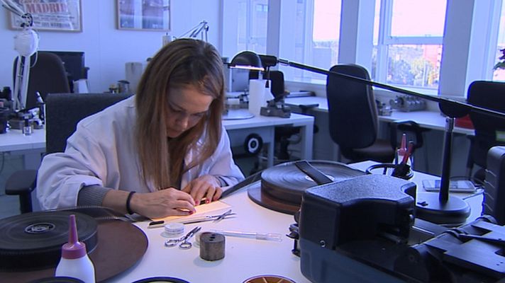 Telediario 1 - Instalaciones que aseguran la conservación de las películas