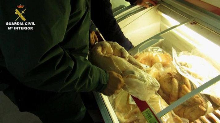 Telediario 1 - Retiran del mercado 600 toneladas de alimentos fraudulentos