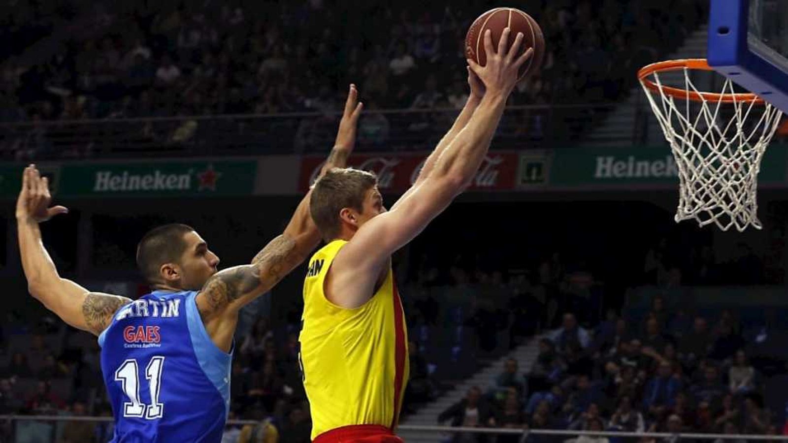 Baloncesto - Liga ACB. Liga ACB. 12ª jornada. Tuenti Movil Estudiantes - FC Barcelona - ver ahora