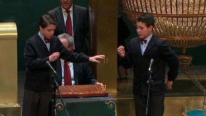 Lotería de Navidad - Vídeo del tercer premio de la Lotería de Navidad:  07.637