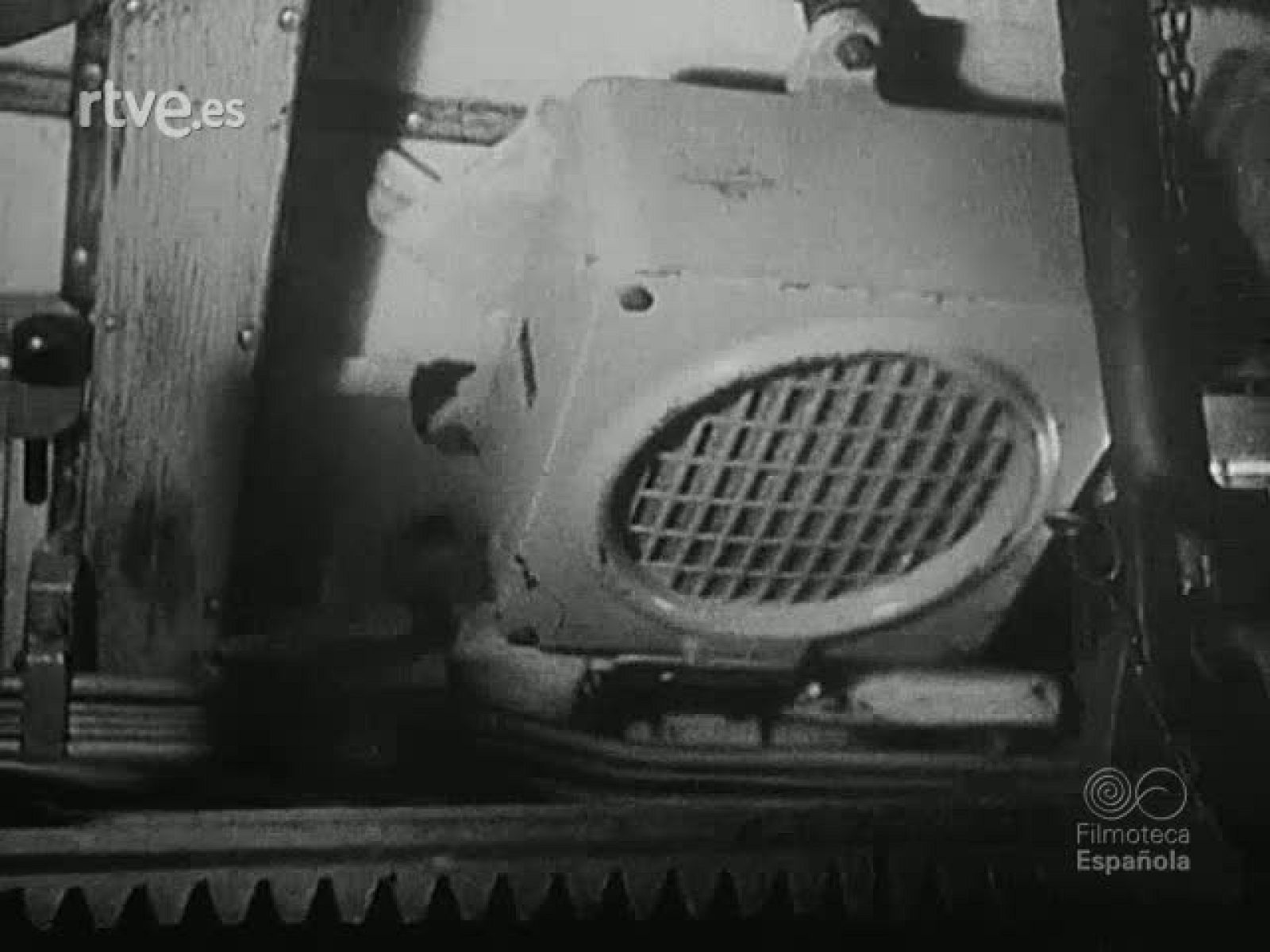 DOS REPORTAJES SOBRE LA SEGUNDA GUERRA MUNDIAL | Ver