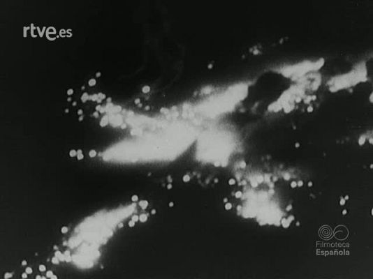 Archivo Histórico - 4 REPORTAJES SOBRE LA SEGUNDA GUERRA MUNDIAL