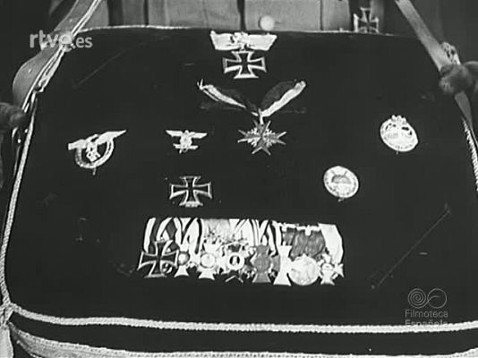 Archivo Histórico - 7 REPORTAJES SOBRE LA SEGUNDA GUERRA MUNDIAL