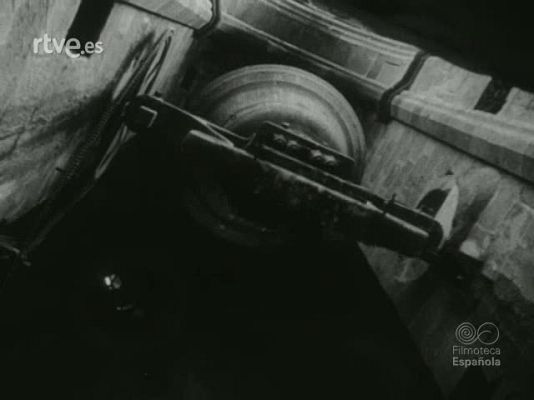 Archivo Histórico - EL CAMINO DE LA PAZ : SINTESIS CINEMATOGRAFICA DE LA GUERRA