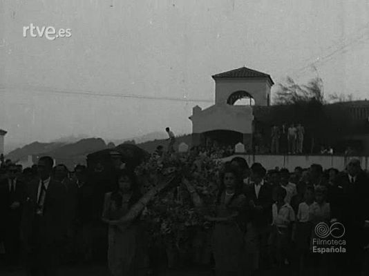 Archivo Histórico - ENTIERRO DEL GENERAL GARCIA ESCAMEZ. (MATERIALES SIN MONTAR)