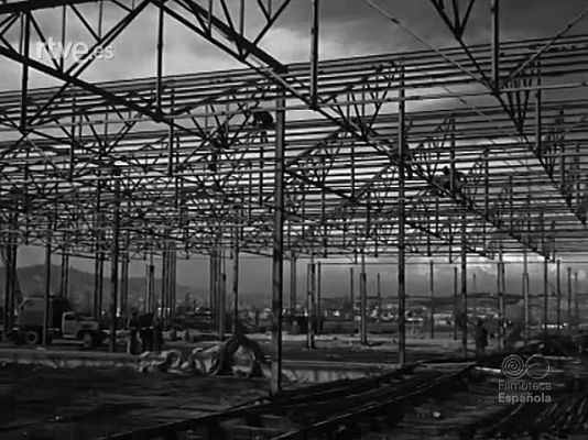 Archivo Histórico - CONSTRUCCION DE LA FABRICA SEAT DE BARCELONA