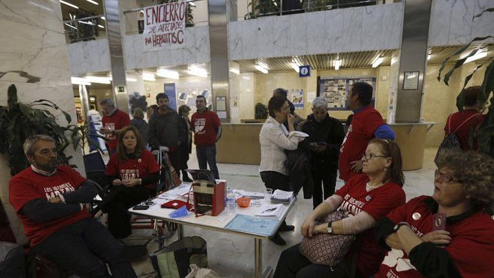 Informativo 24h - Los enfemos de hepatitis C seguirán con su encierro
