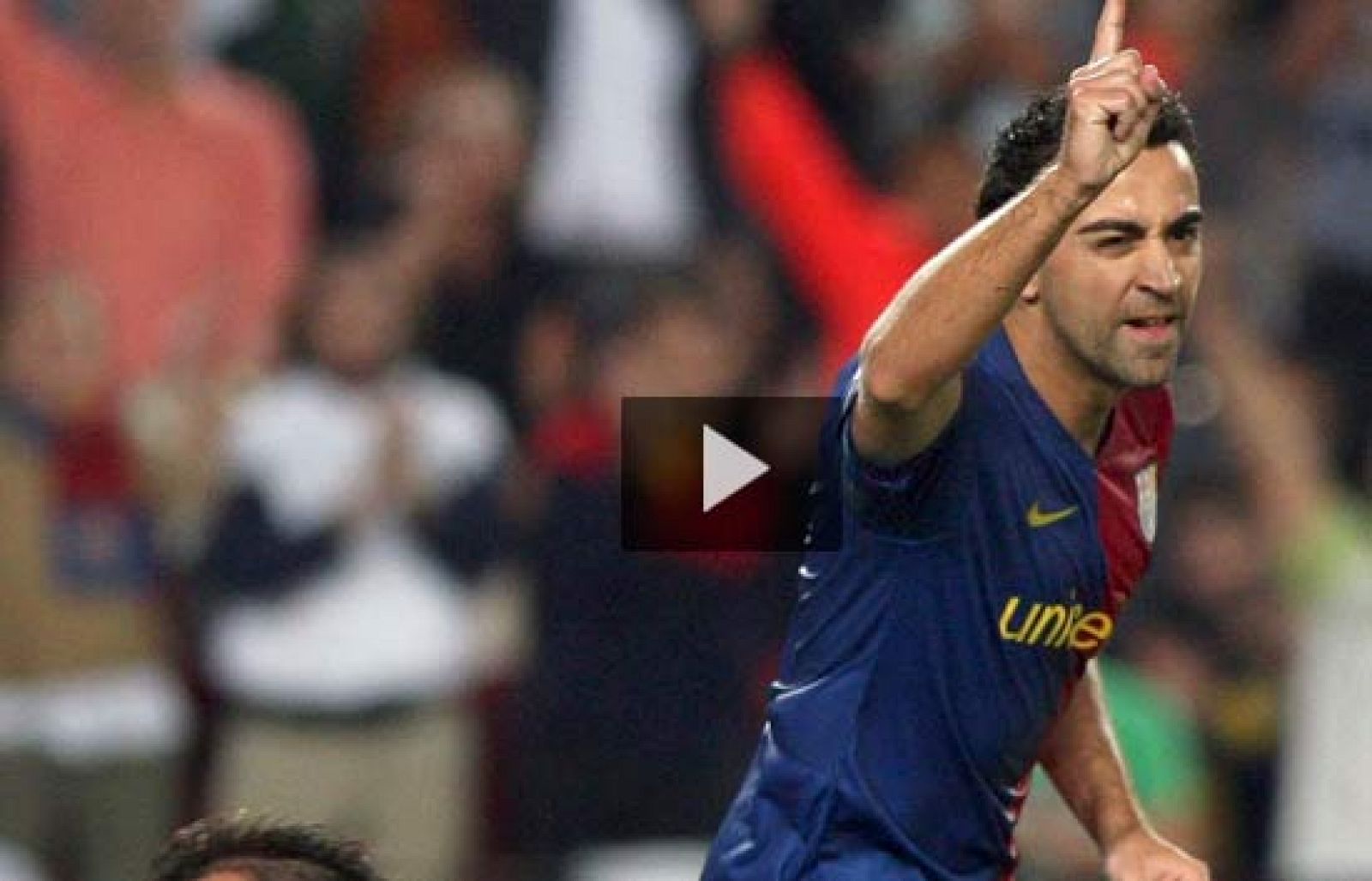 Xavi defiende a Messi