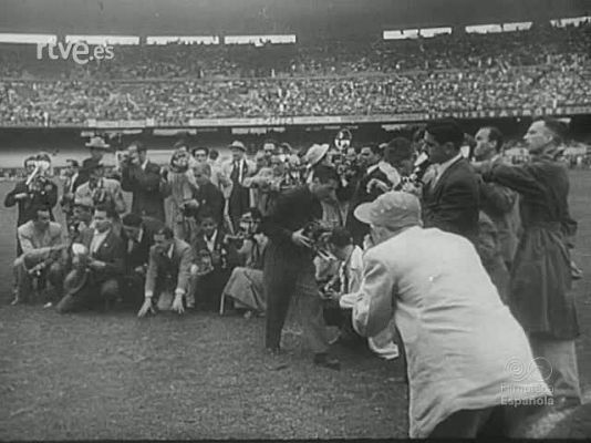 Archivo Histórico - FUTBOL. CAMPEONATO DEL MUNDO.  INGLATERRA  -  ESPAÑA (RIO DE