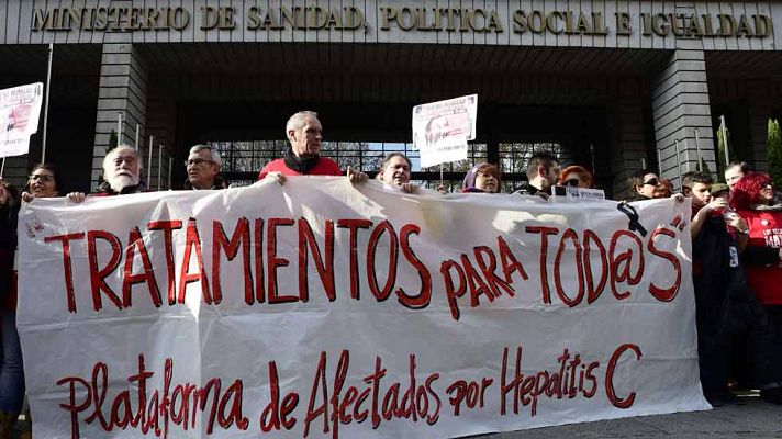 Telediario 1 - Concentración de pacientes de Hepatitis C en Madrid