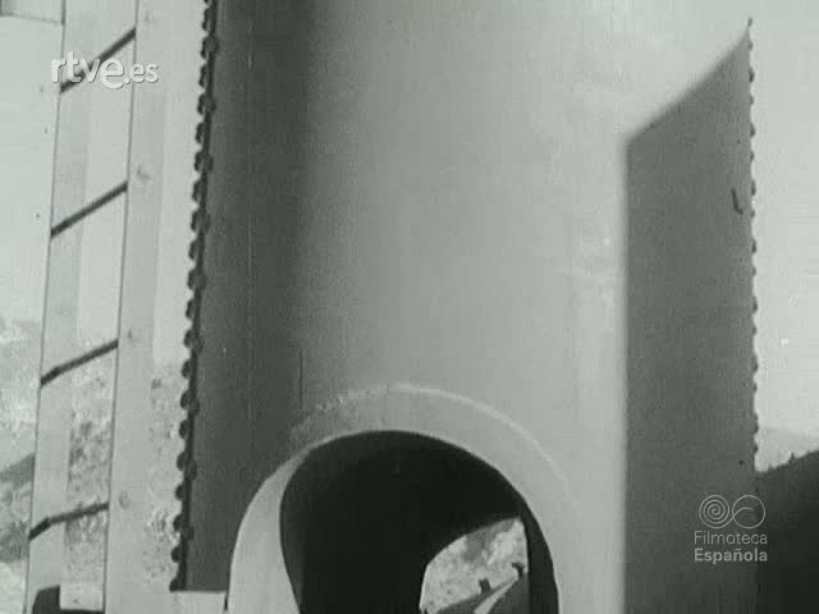 REFINERIA DE ESCOMBRERAS | Ver