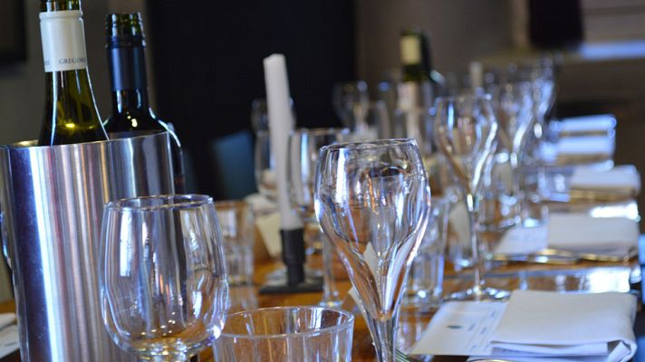 Telediario 1 - Inspecciones en los locales donde se celebrarán cotillones