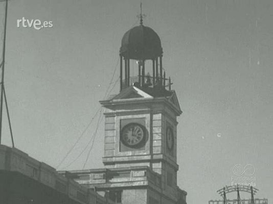 Archivo Histórico - RELOJ PUERTA DEL SOL DE MADRID (MATERIALES SIN MONTAR)