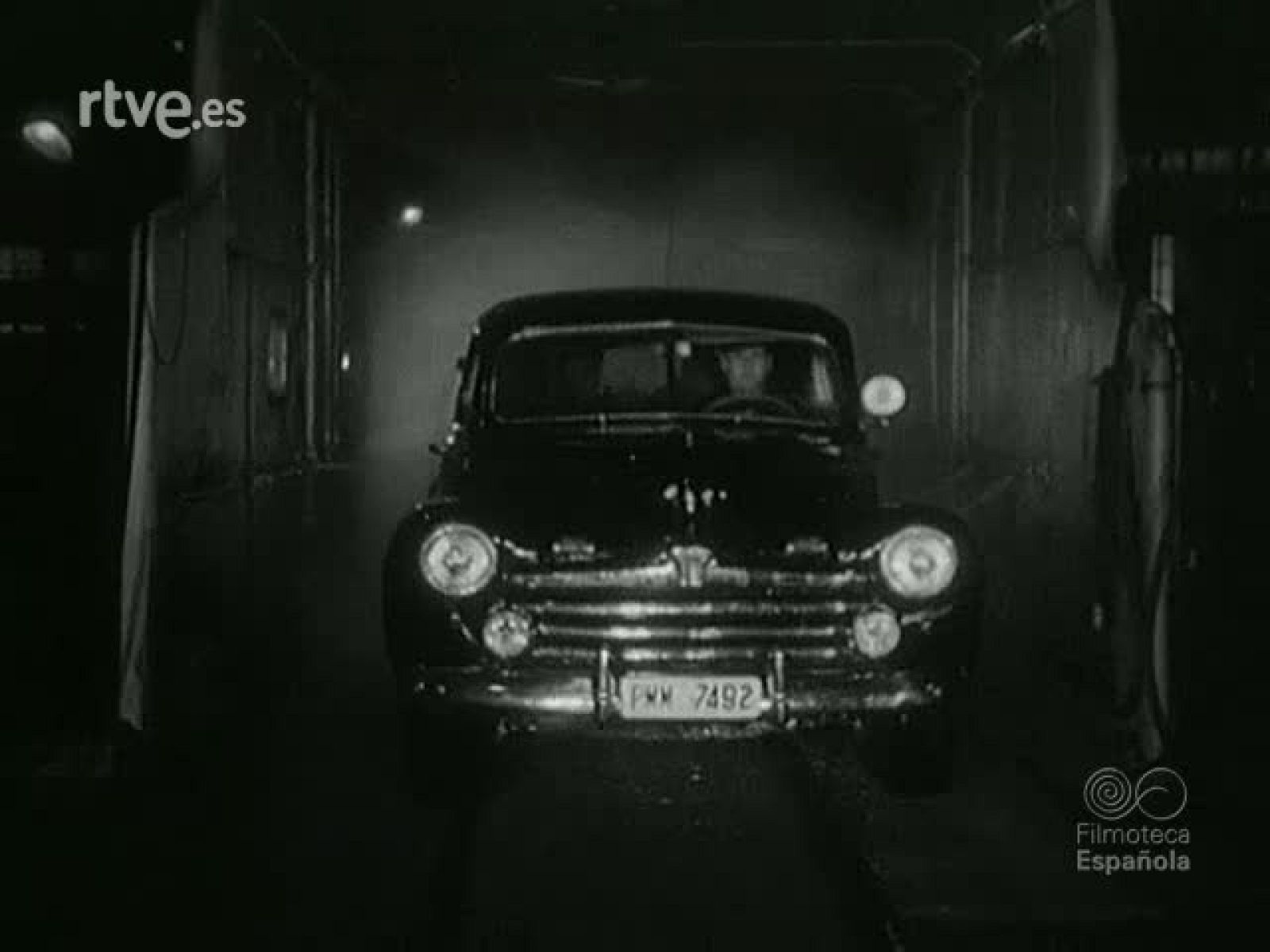 EL PARQUE MOVIL DE MINISTERIOS CIVILES (MATERIALES SIN MONTAR) | Ver