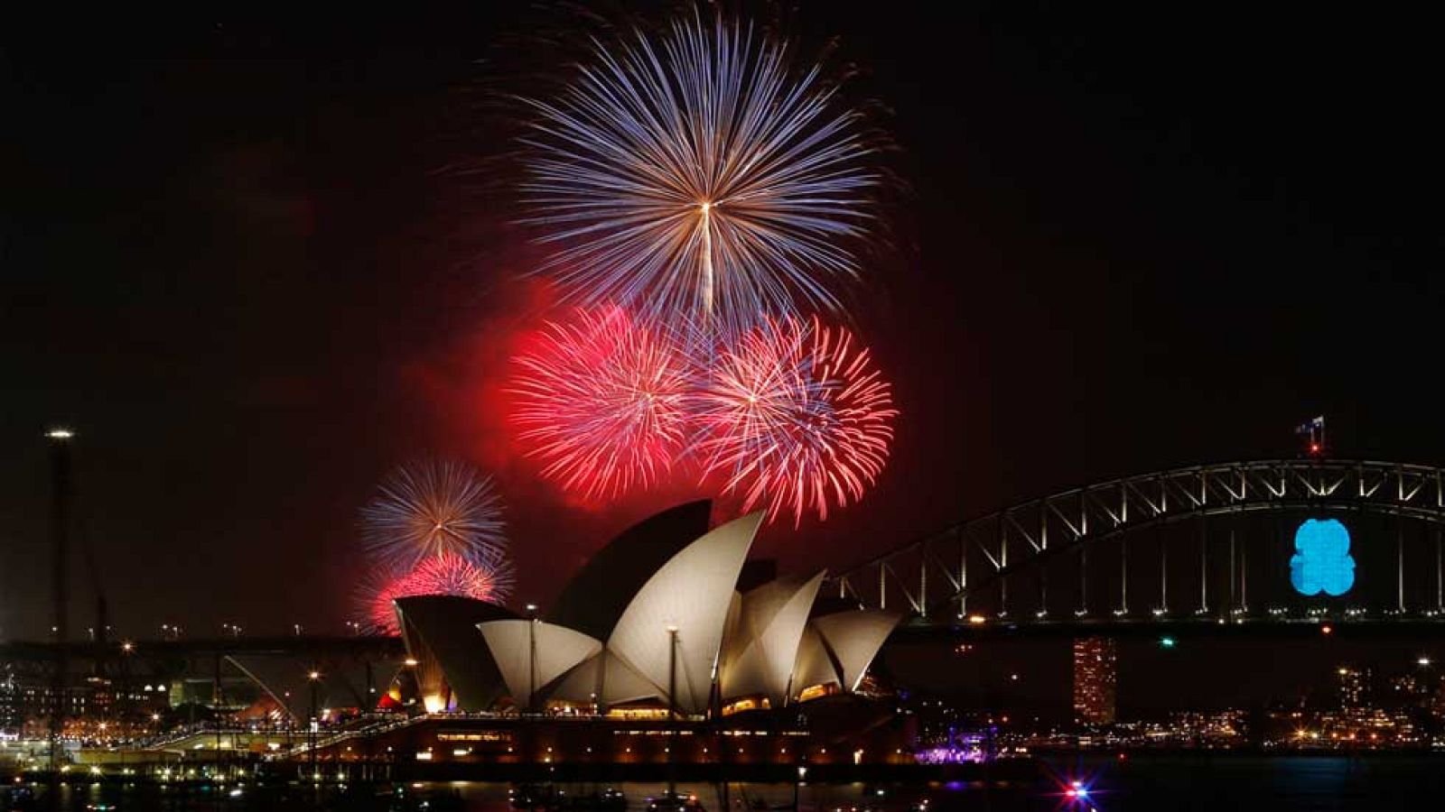 El mundo empieza a despedir 2014 con sus fiestas de fin de año