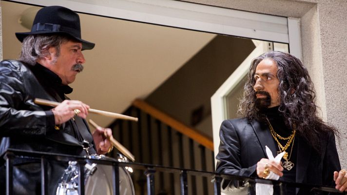 Especiales Nochevieja con José Mota - El entierro de la clase media