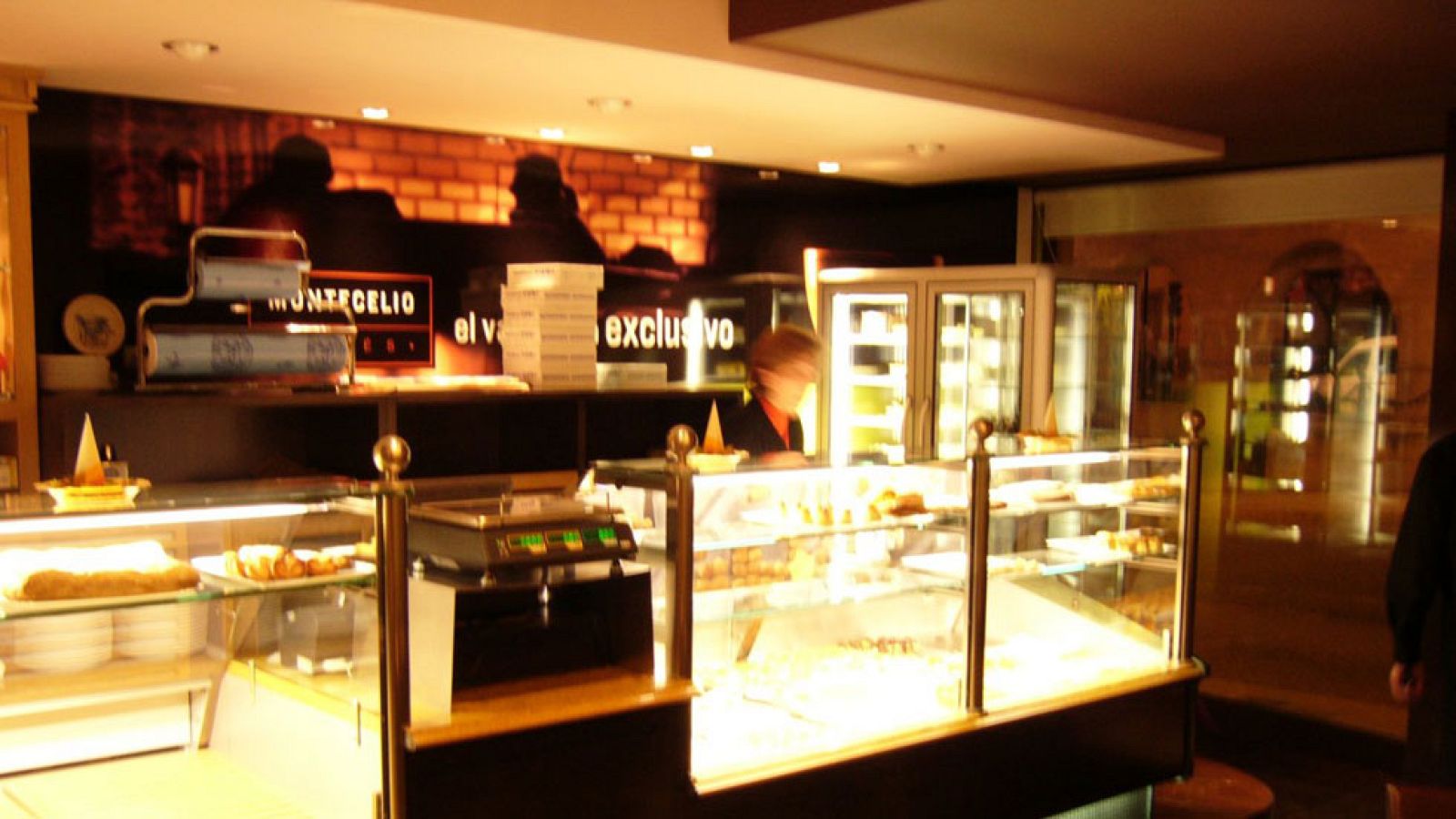 El desempleo en el sector servicios es el que más bajó en diciembre