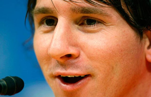 Club de fútbol - Messi y Valdés hablan del partido