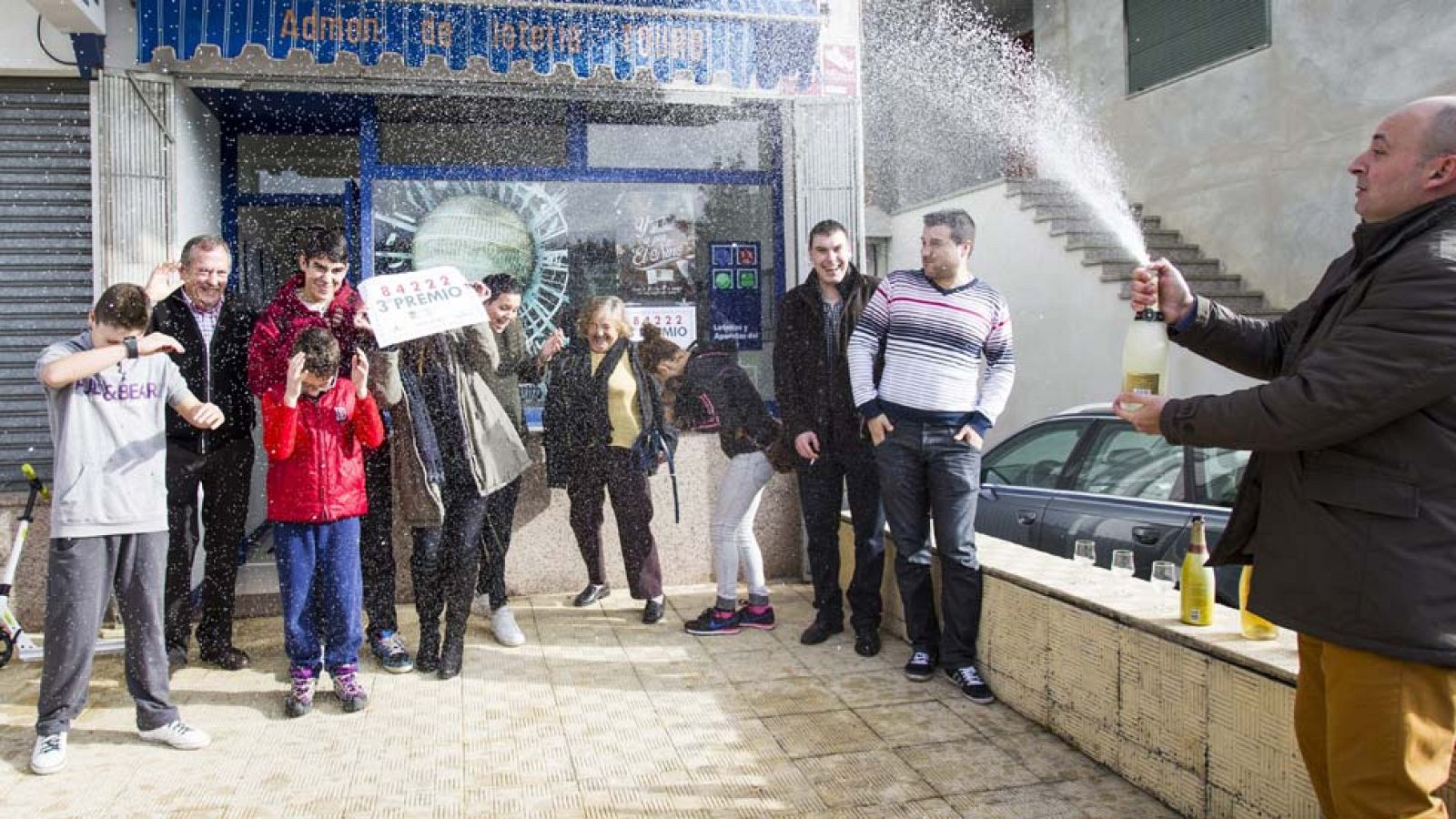 El tercer premio de la lotería del Niño | RTVE.es | Ver