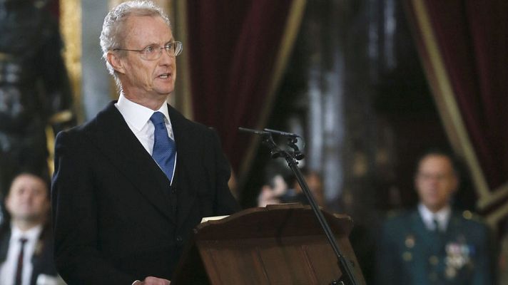 Telediario 1 - Discurso del ministro de Defensa en la Pascua militar