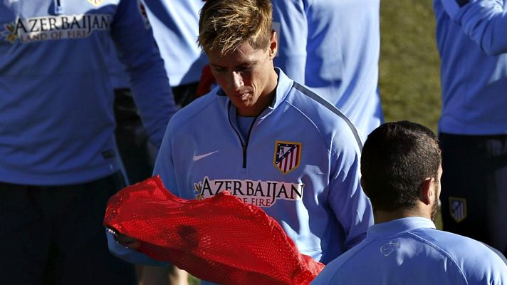 Telediario 1 - Simeone ensaya con Torres como titular