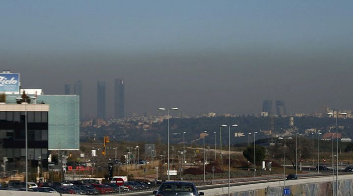 El tiempo - Cielos nubosos y lluvias débiles