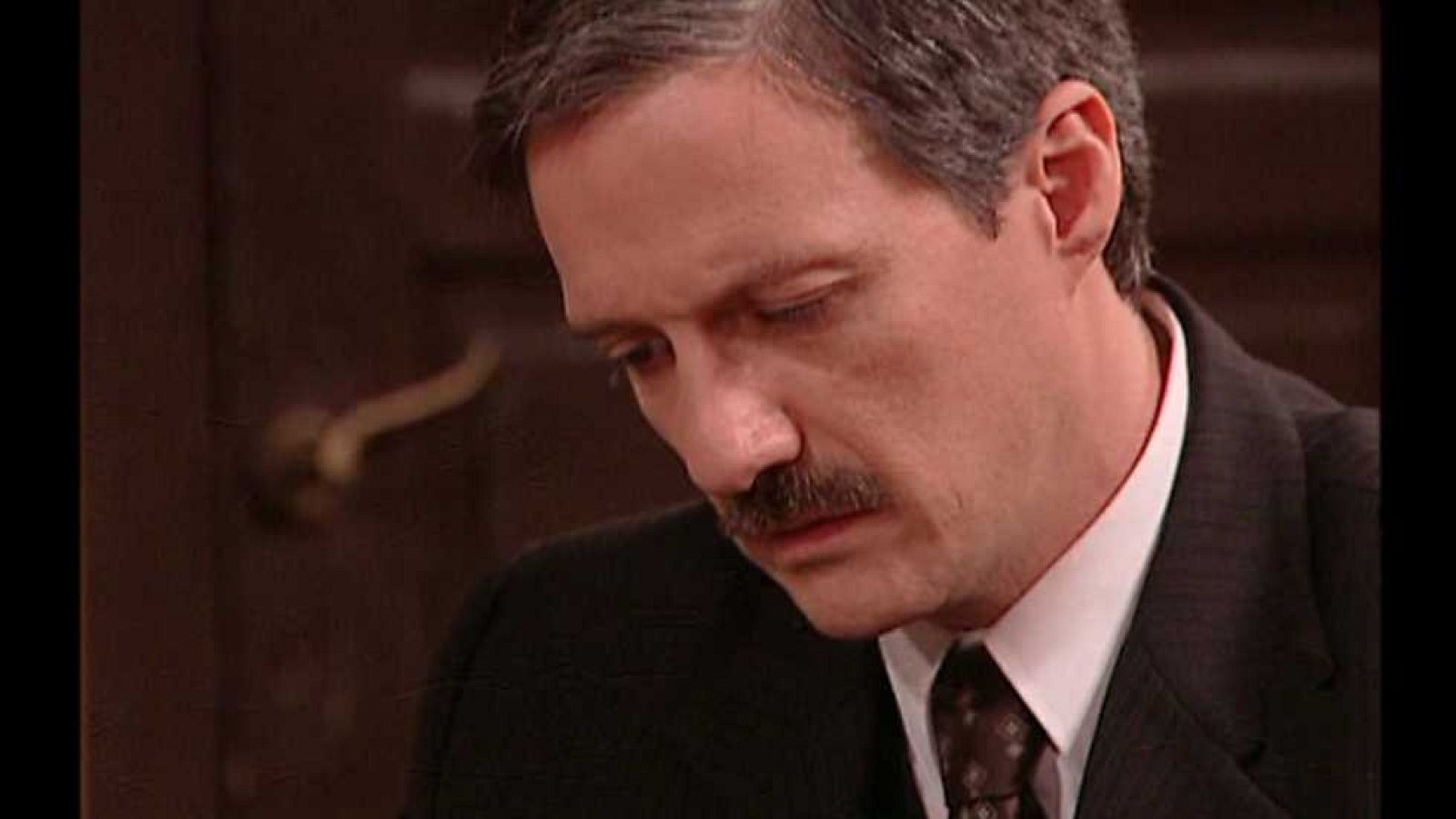 Amar en tiempos revueltos - T5 - Capítulo 26 - ver ahora