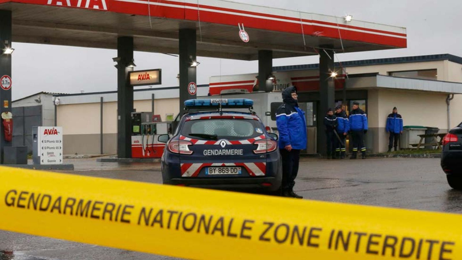 La Policía cerca a los sospechosos del atentado a 'Charlie Hebdo' en el norte de Francia