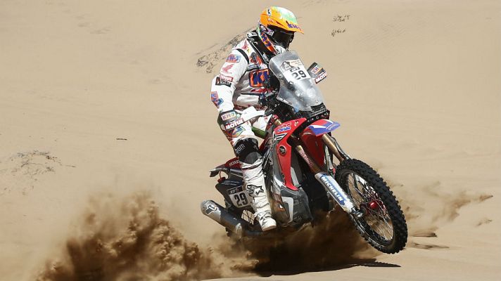 Dakar - ¿Cómo preparan su jornada Laia Sanz y Joan Barreda?