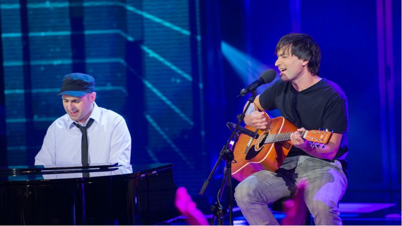 Hit-La Canción- 'Me da igual' de Alfonso y David en Hit-La Canción