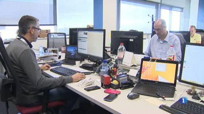 L'Informatiu - Buscar feina: la importància de la imatge personal a les xarxes socials