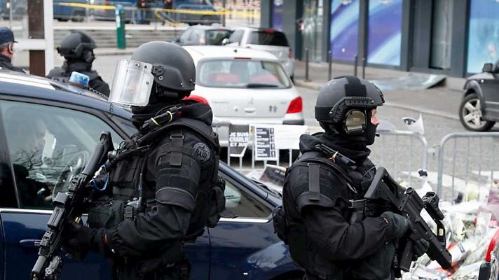 Telediario 1 - Telediario - 15 horas - 12/01/15