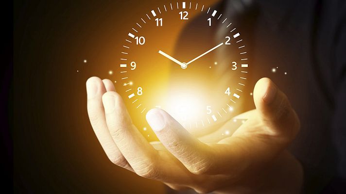 Telediario 1 - El año 2015 nos regala un segundo más