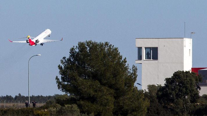 Informativo 24h - Despega el primer vuelo del aeropuerto de Castellón