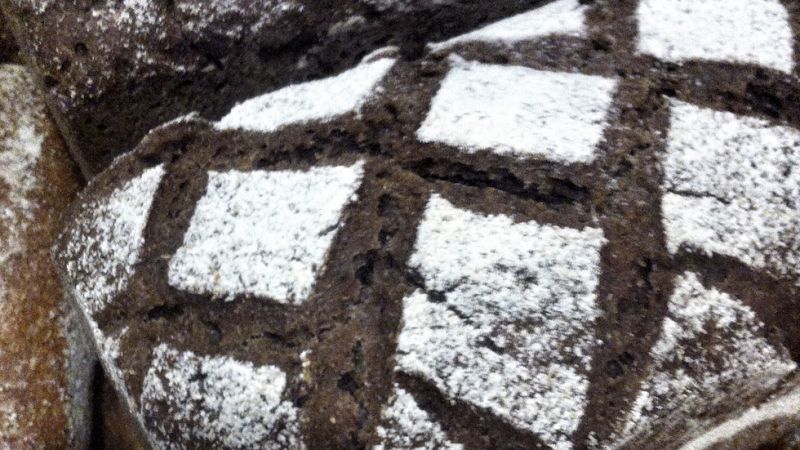 Aquí la Tierra-Pan artesano de masa madre