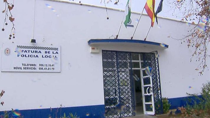 Telediario 1 - Agredido un policía local de Puerto Serrano en Cádiz