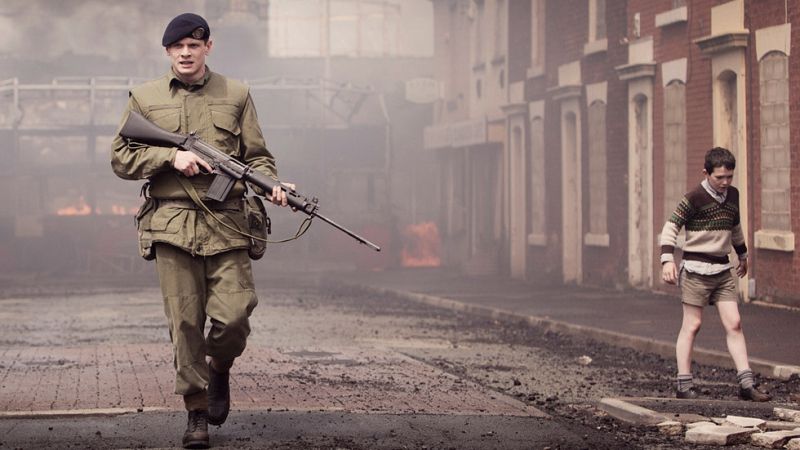 Yann Demange denuncia los terrorismos en '71'