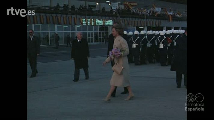 Documentales Color - LOS REYES Y SU PUEBLO