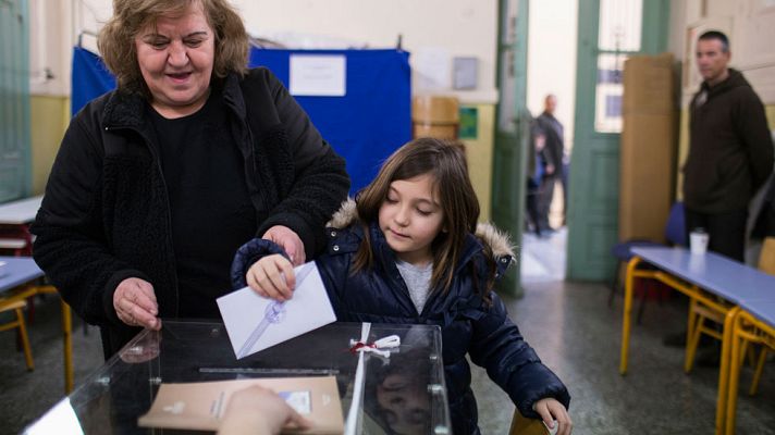 Informativo 24h - Grecia vota ya a su presidente en unos comicios que centran la atención de Europa