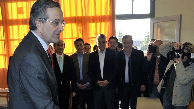 Los líderes políticos también pasan por las urnas en Grecia