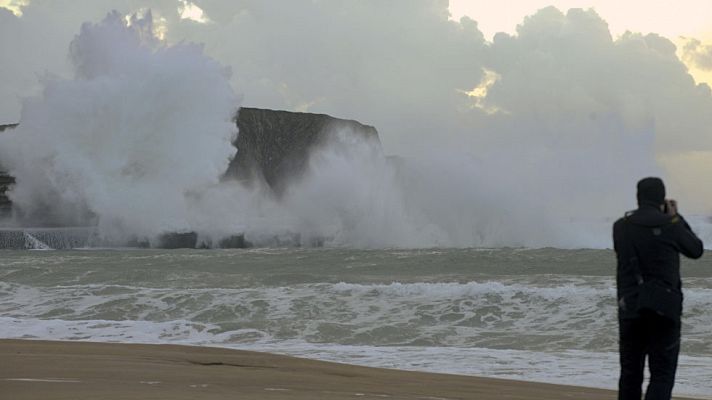 El tiempo - Viento en Baleares y temperaturas en descenso en el área mediterránea