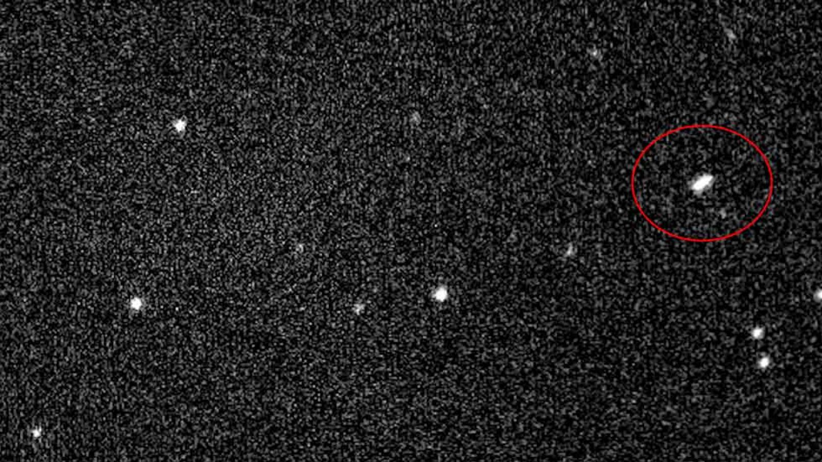 Secuencia de imágenes del asteroide 2004BL86