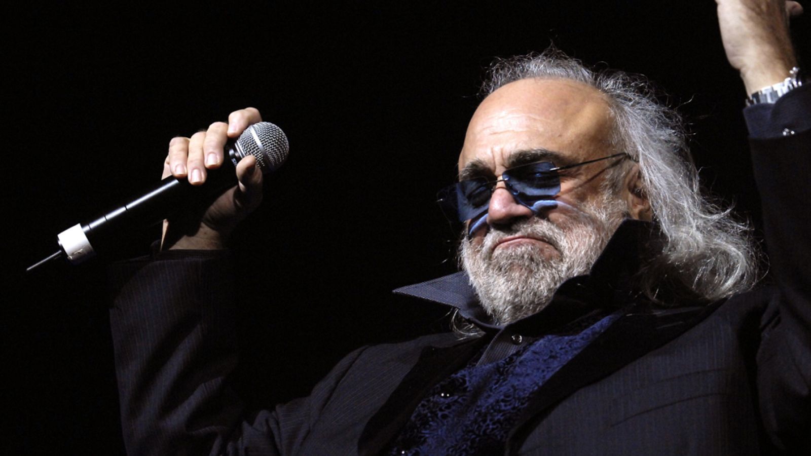 Demis Roussos ha fallecido en un hospital de Atenas a los 68 años