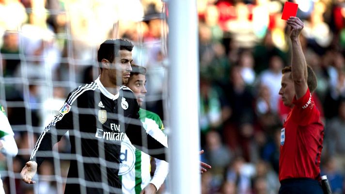 Telediario 1 - Cristiano Ronaldo podría perderse el derbi por sanción