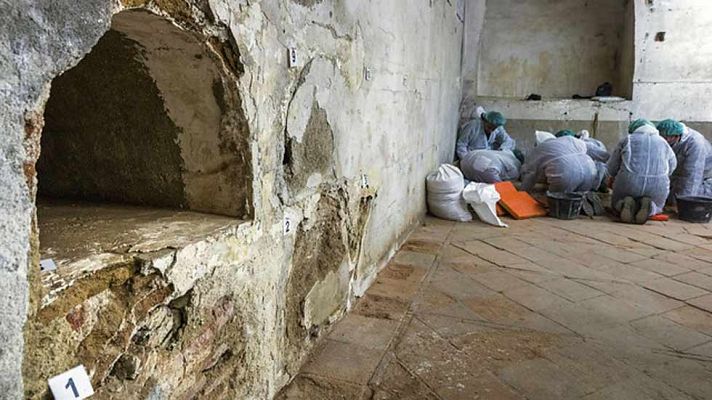 Telediario 1 - Los primeros huesos no son de Cervantes