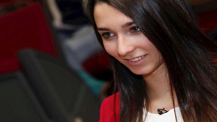 Amigas y conocidas - Primera menor transexual que opta a reina del Carnaval