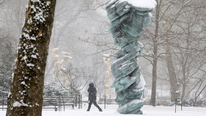 Telediario 1 - Tormenta de nieve en EEUU
