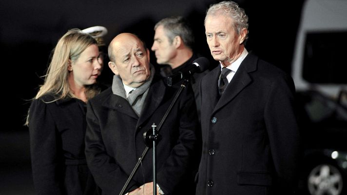 Telediario 1 - Seis heridos continúan graves tras el accidente del F-16